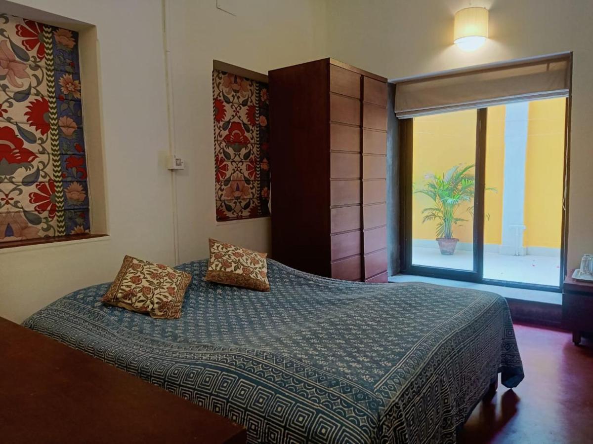 5/4 - Calcutta'S Freshest Bnb Zewnętrze zdjęcie